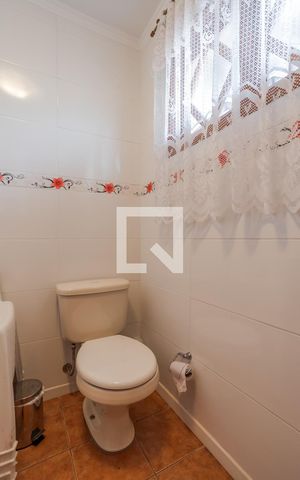 Casa de condomínio à venda com 170m², 3 quartos e 1 vaga Casa de condomínio à venda com 170m², 3 quartos e 1 vagaLavabo 2
