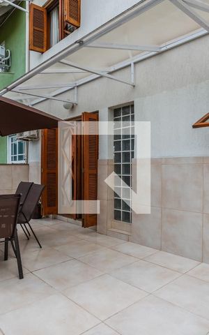 Casa de condomínio à venda com 170m², 3 quartos e 1 vaga Casa de condomínio à venda com 170m², 3 quartos e 1 vagaÁrea externa