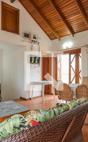 Casa de condomínio à venda com 170m², 3 quartos e 1 vaga Casa de condomínio à venda com 170m², 3 quartos e 1 vagaEspaço Gourmet