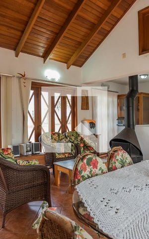 Casa de condomínio à venda com 170m², 3 quartos e 1 vaga Casa de condomínio à venda com 170m², 3 quartos e 1 vagaEspaço Gourmet