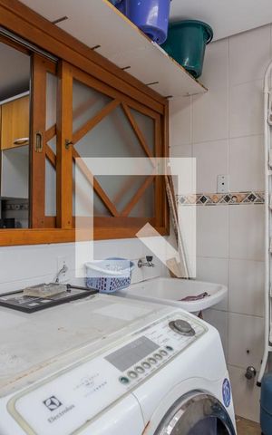 Casa de condomínio à venda com 170m², 3 quartos e 1 vaga Casa de condomínio à venda com 170m², 3 quartos e 1 vagaÁrea de Serviço