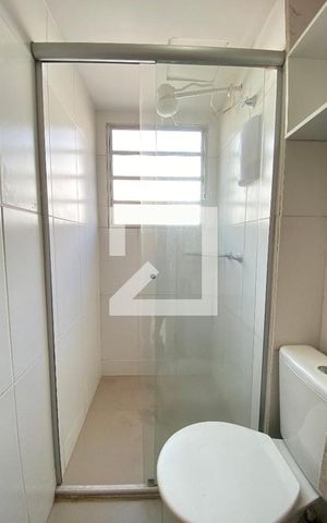 Apartamento à venda com 42m², 2 quartos e 1 vaga Apartamento à venda com 42m², 2 quartos e 1 vagaBanheiro