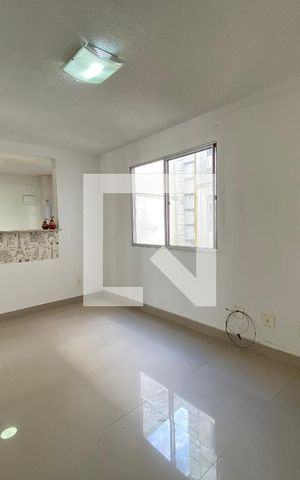 Apartamento à venda com 42m², 2 quartos e 1 vaga Apartamento à venda com 42m², 2 quartos e 1 vagaSala