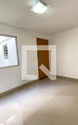 Apartamento à venda com 42m², 2 quartos e 1 vaga Apartamento à venda com 42m², 2 quartos e 1 vagaSala