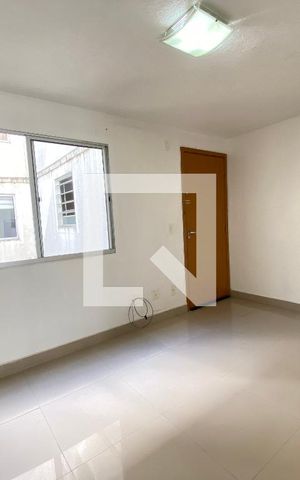 Apartamento à venda com 42m², 2 quartos e 1 vaga Apartamento à venda com 42m², 2 quartos e 1 vagaSala