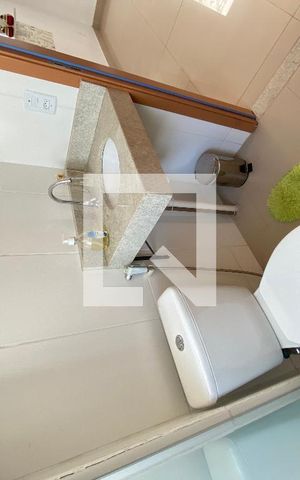 Apartamento à venda com 42m², 2 quartos e 1 vaga Apartamento à venda com 42m², 2 quartos e 1 vagaBanheiro
