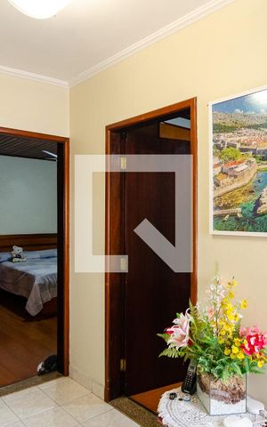 Casa à venda com 300m², 3 quartos e 1 vaga Casa à venda com 300m², 3 quartos e 1 vagaHall de Entrada