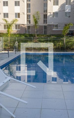 Apartamento para alugar com 43m², 2 quartos e 1 vaga Apartamento para alugar com 43m², 2 quartos e 1 vagaÁrea comum - Piscina