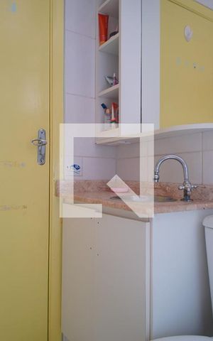 Apartamento para alugar com 52m², 2 quartos e 1 vaga Apartamento para alugar com 52m², 2 quartos e 1 vagaBanheiro