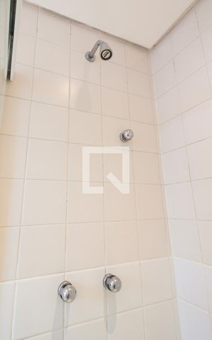 Apartamento à venda com 75m², 2 quartos e 2 vagas Apartamento à venda com 75m², 2 quartos e 2 vagasBanheiro Quarto 1