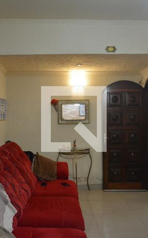 Casa para alugar com 196m², 4 quartos e 2 vagasSala