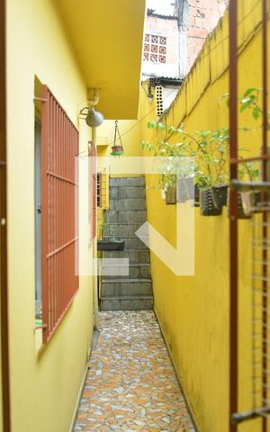 Casa para alugar com 196m², 4 quartos e 2 vagasQuintal