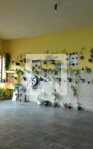Casa para alugar com 196m², 4 quartos e 2 vagasGaragem