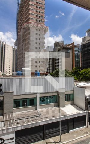 Studio à venda com 24m², 1 quarto e sem vaga Studio à venda com 24m², 1 quarto e sem vagaSala, vista aberta