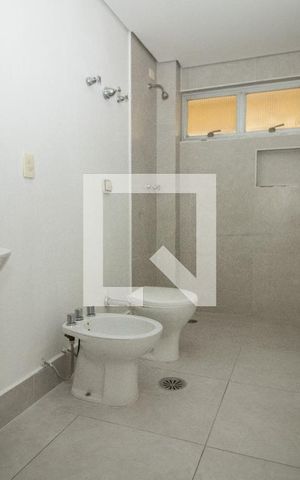 Apartamento à venda com 123m², 4 quartos e 1 vaga Apartamento à venda com 123m², 4 quartos e 1 vagaBanheiro 2, panorâmica