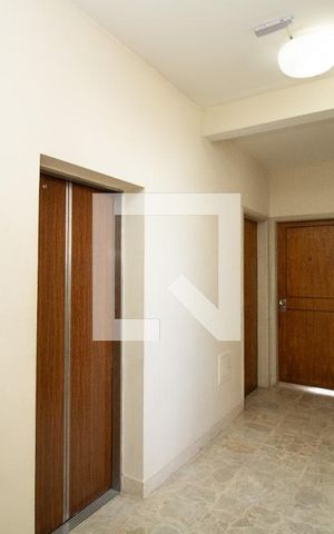 Apartamento à venda com 123m², 4 quartos e 1 vaga Apartamento à venda com 123m², 4 quartos e 1 vagaÁrea comum - hall do andar