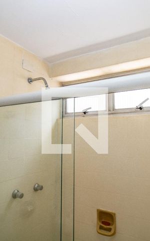 Apartamento à venda com 123m², 4 quartos e 1 vaga Apartamento à venda com 123m², 4 quartos e 1 vagaBanheiro 1, Box e chuveiro