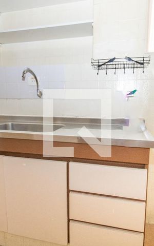 Apartamento à venda com 123m², 4 quartos e 1 vaga Apartamento à venda com 123m², 4 quartos e 1 vagaCozinha, bancada da pia