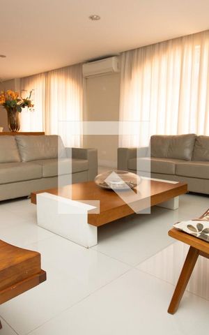 Apartamento à venda com 123m², 4 quartos e 1 vaga Apartamento à venda com 123m², 4 quartos e 1 vagaÁrea comum - Salão de festas