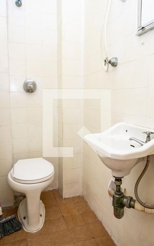 Apartamento à venda com 123m², 4 quartos e 1 vaga Apartamento à venda com 123m², 4 quartos e 1 vagaBanheiro de serviço, panorâmica