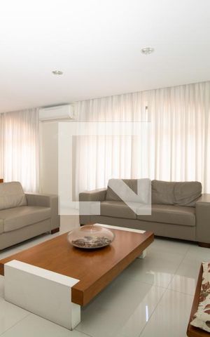 Apartamento à venda com 123m², 4 quartos e 1 vaga Apartamento à venda com 123m², 4 quartos e 1 vagaÁrea comum - Salão de festas