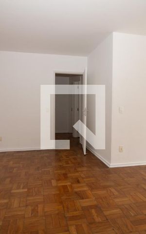 Apartamento à venda com 123m², 4 quartos e 1 vaga Apartamento à venda com 123m², 4 quartos e 1 vagaSala, segundo ambiente