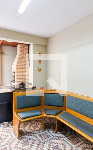 Casa à venda com 240m², 3 quartos e 2 vagas Casa à venda com 240m², 3 quartos e 2 vagasÁrea Gourmet