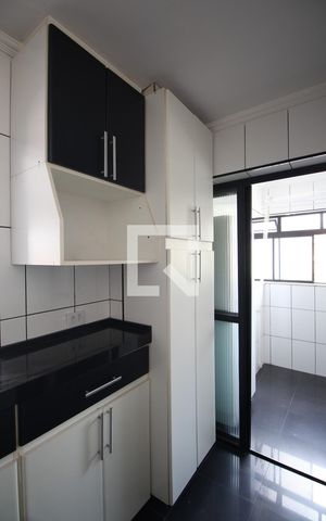 Apartamento à venda com 97m², 3 quartos e 2 vagasCozinha