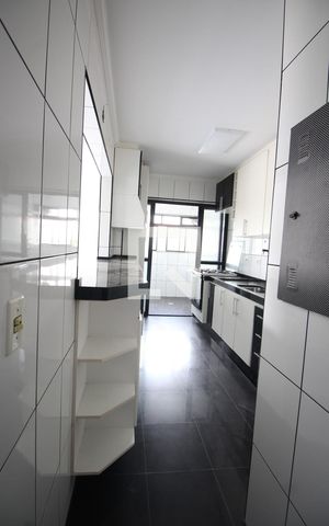 Apartamento à venda com 97m², 3 quartos e 2 vagasCozinha