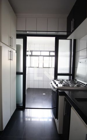 Apartamento à venda com 97m², 3 quartos e 2 vagasCozinha