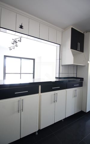 Apartamento à venda com 97m², 3 quartos e 2 vagasCozinha