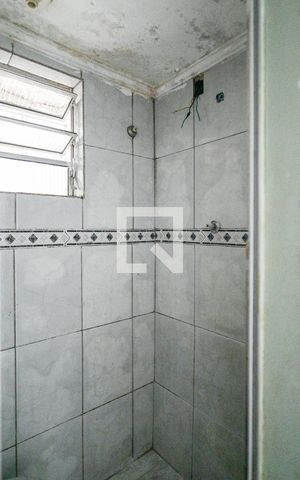 Casa para alugar com 45m², 2 quartos e sem vaga Casa para alugar com 45m², 2 quartos e sem vagaBanheiro