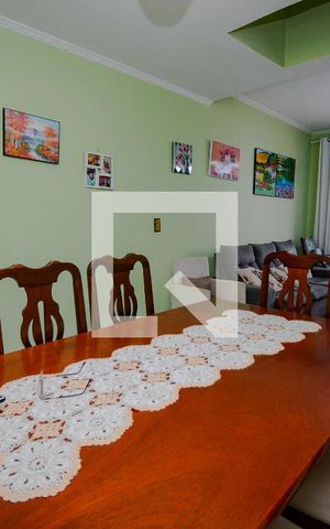Casa à venda com 165m², 3 quartos e 2 vagas Casa à venda com 165m², 3 quartos e 2 vagasSala de Jantar