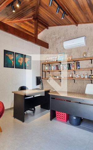 Casa para alugar com 225m², 3 quartos e 5 vagasQuarto / Escritório