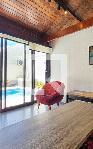Casa para alugar com 225m², 3 quartos e 5 vagasQuarto / Escritório