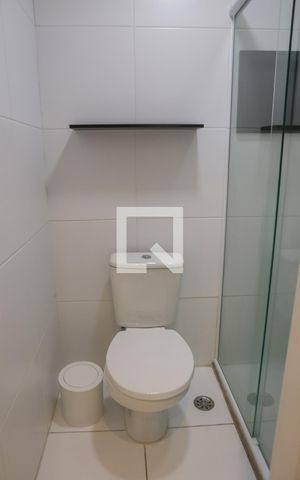 Apartamento para alugar com 66m², 2 quartos e 1 vaga Apartamento para alugar com 66m², 2 quartos e 1 vagaBanheiro Social