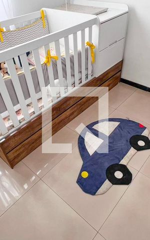 Casa à venda com 225m², 5 quartos e 3 vagas Casa à venda com 225m², 5 quartos e 3 vagasQuarto 2