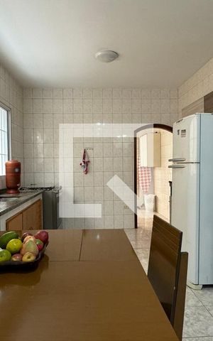 Casa à venda com 150m², 3 quartos e 2 vagasCozinha