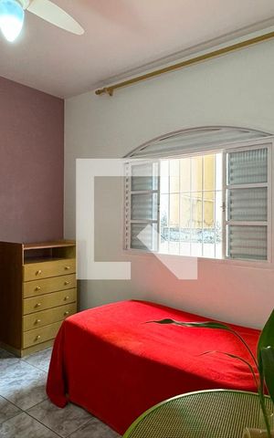 Casa à venda com 150m², 3 quartos e 2 vagasSuíte 1