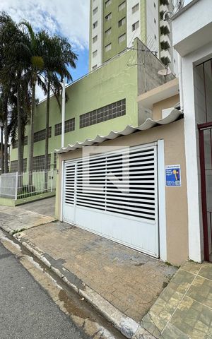 Casa à venda com 150m², 3 quartos e 2 vagasFachada