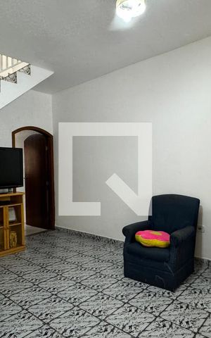 Casa à venda com 150m², 3 quartos e 2 vagasSala