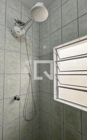 Casa à venda com 150m², 3 quartos e 2 vagasBanheiro Corredor