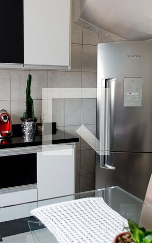 Casa à venda com 210m², 4 quartos e 2 vagas Casa à venda com 210m², 4 quartos e 2 vagasCozinha