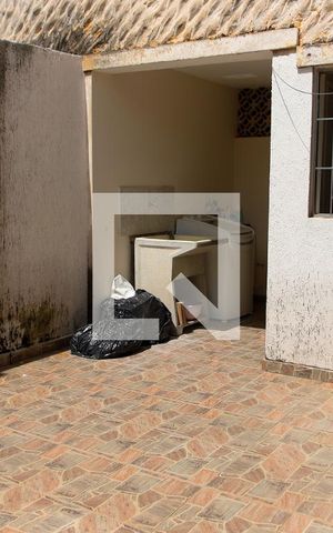 Casa à venda com 210m², 4 quartos e 2 vagas Casa à venda com 210m², 4 quartos e 2 vagasÁrea comum