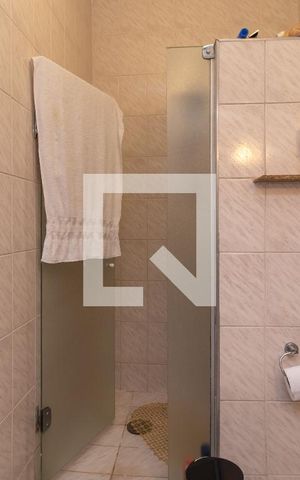 Casa para alugar com 200m², 4 quartos e 4 vagasBanheiro da Suíte