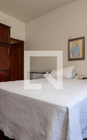 Casa para alugar com 200m², 4 quartos e 4 vagasSuíte
