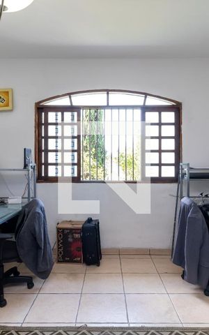 Casa para alugar com 200m², 4 quartos e 4 vagasQuarto 4 / Escritório