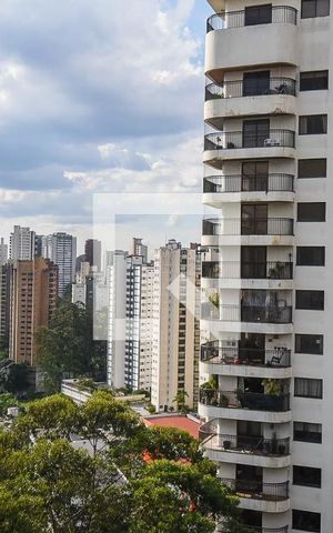 Apartamento à venda com 127m², 3 quartos e 3 vagas Apartamento à venda com 127m², 3 quartos e 3 vagasVista da Suíte 2