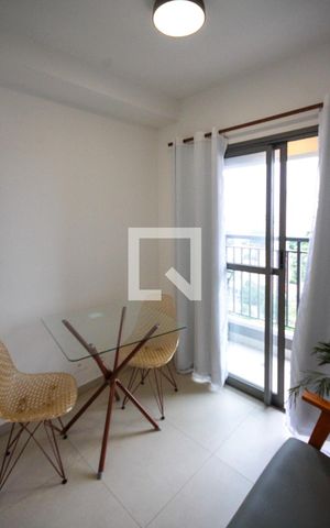 Apartamento para alugar com 30m², 1 quarto e sem vaga Apartamento para alugar com 30m², 1 quarto e sem vagaSala