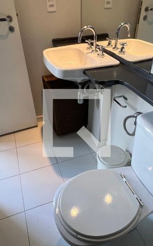 Apartamento para alugar com 54m², 1 quarto e 1 vaga Apartamento para alugar com 54m², 1 quarto e 1 vagaBanheiro da Suíte